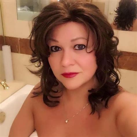 Single females near me - Las Vegas. , Nevada. , United States. (725) 207-2867 hey my names Teresa hit me up if you want to chill.... Im Cuban & Black light skinned cool Laid-back just looking to meet new people and see Where it goes....Hoping to meet like mine... Cuban 29. Woman Seeking Women. Lets Hang Out / Chat / Friends.